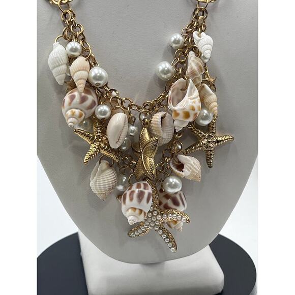 Betsey Johnson Pearls Sea Starfish Seashell Two Strand Statement NECKLACE New - Picture 3 of 11